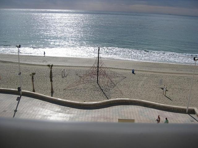 Medi Playa Primera Linea Con Piscina كاليبي المظهر الخارجي الصورة